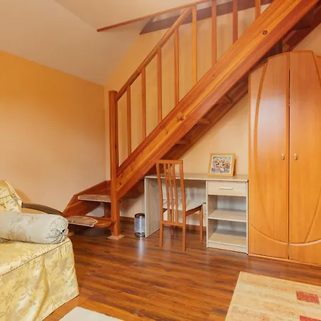 Kersko Guest house